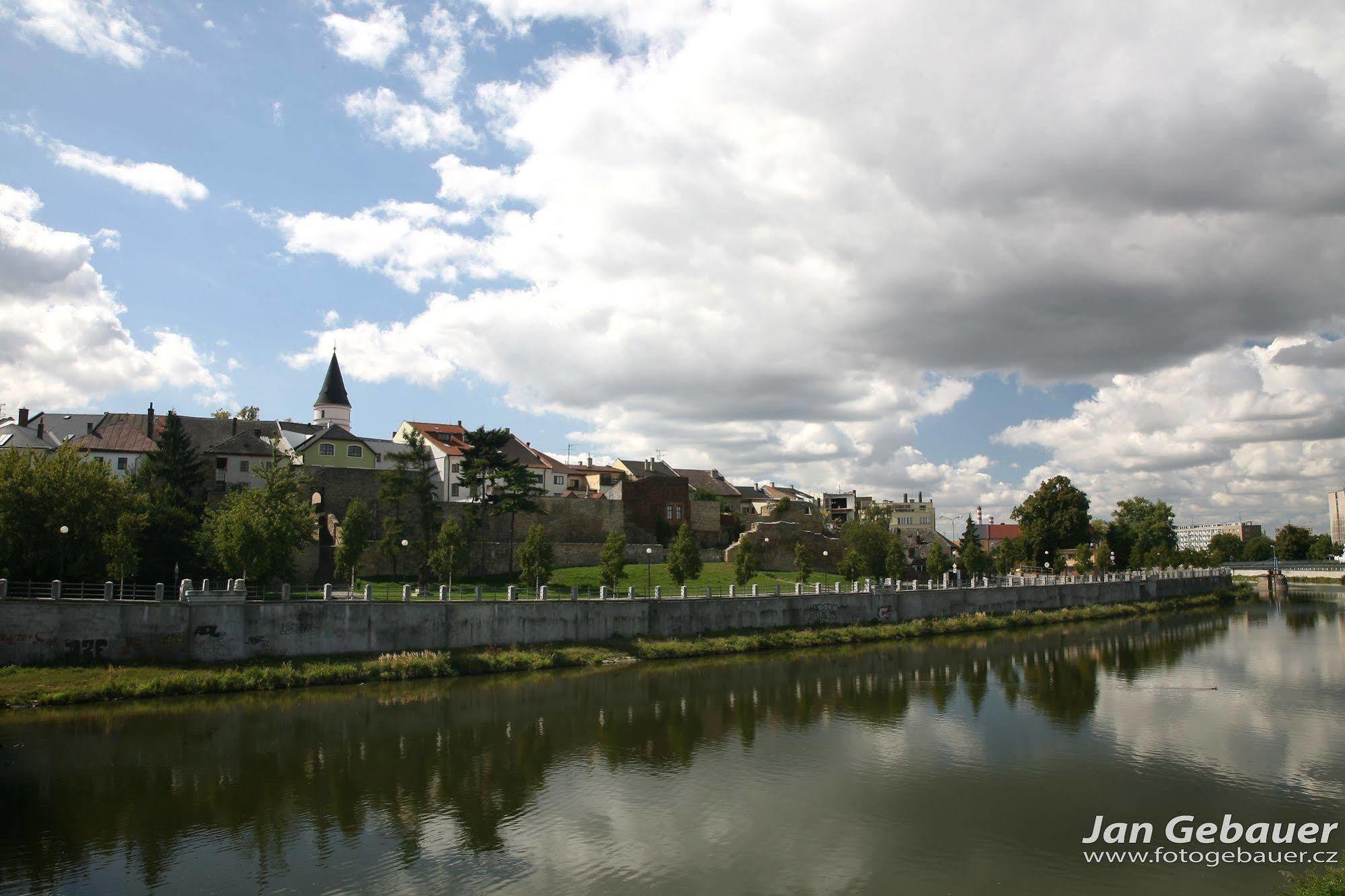 Hotel Fit Přerov Kültér fotó